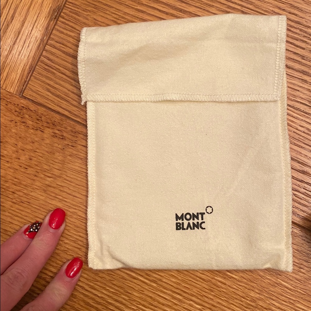 Mont Blanc Black wallet. - Picture 9 of 9